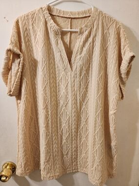 SHEIN Cream Textured Split-Neck Knit Tunic Women's Plus Size 0X